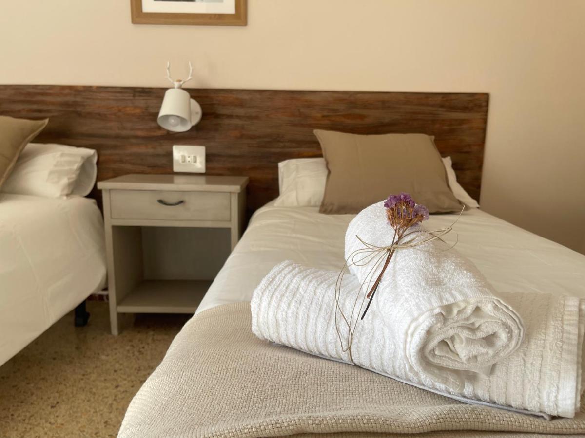 Fonda Peremiquel Hotel Castellar De N'Hug Exterior photo