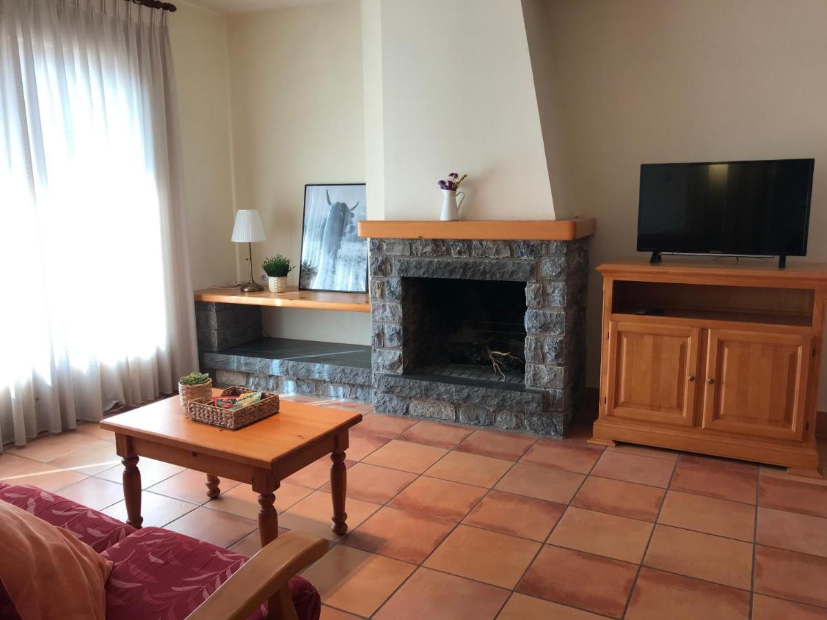 Fonda Peremiquel Hotel Castellar De N'Hug Exterior photo