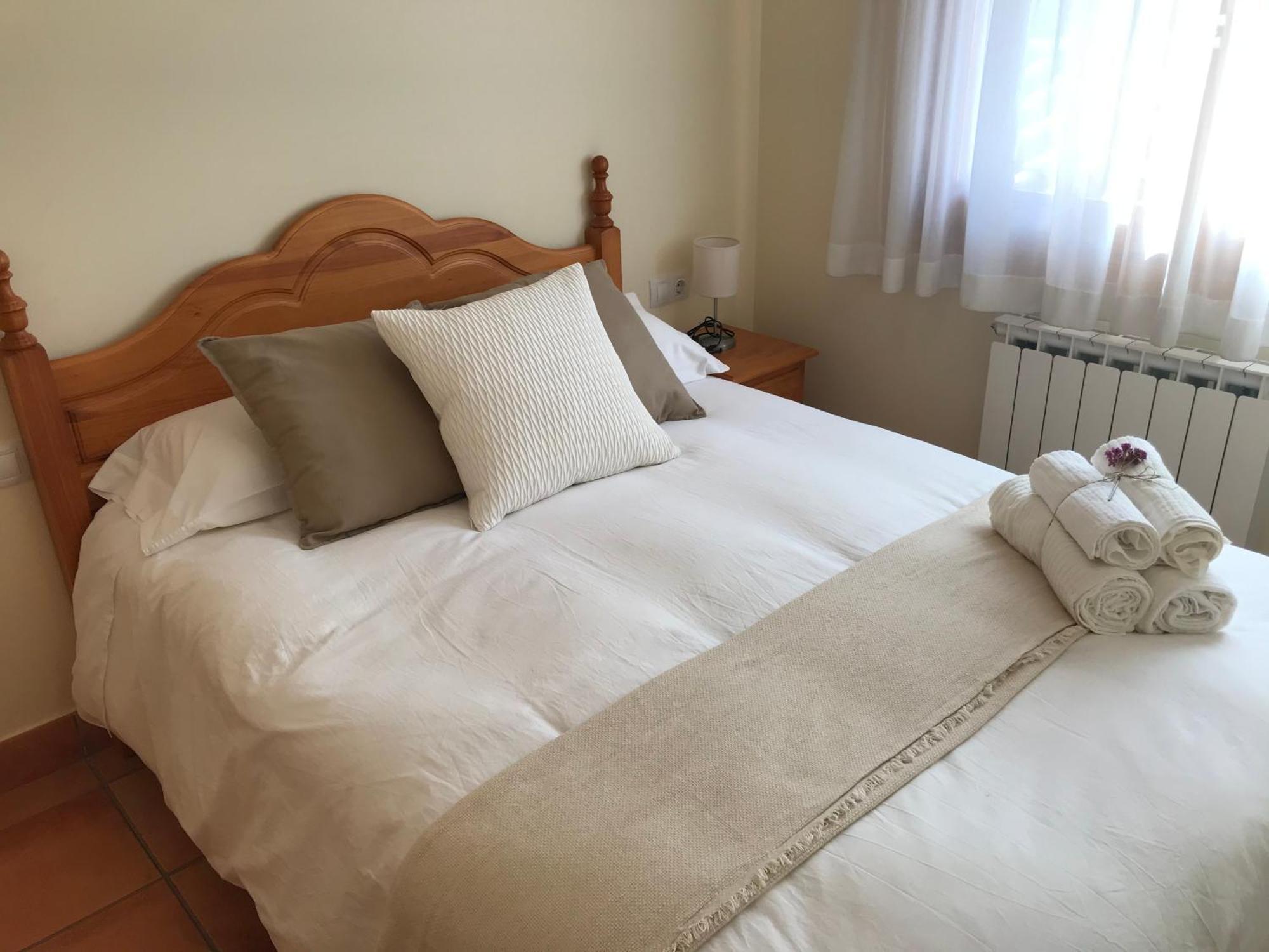 Fonda Peremiquel Hotel Castellar De N'Hug Exterior photo